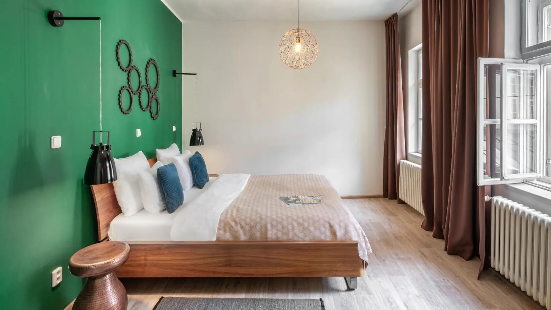 7 Tales Apartments By Adrez Prague